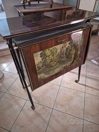 Mobile bar in stile vintage