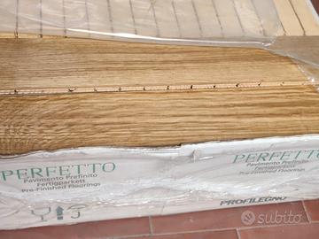 Parquet prefinito Rovere 400/600/700x70x11 - 23 mq