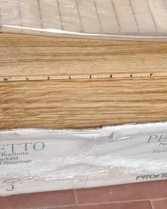Parquet prefinito Rovere 400/600/700x70x11 - 23 mq