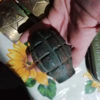 Vari pezzi di armi WWII