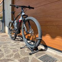 bici elettrica E-MTB PINARELLO ANDROMEDA 9.9 CARBO
