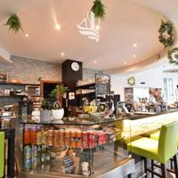 Maia Bassa: Bar/ Ristorante "Stommbar"