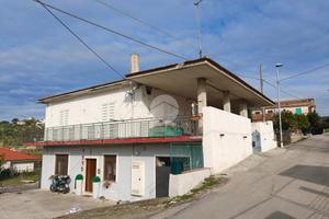 4 LOCALI A AGROPOLI