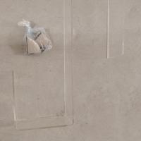 mensola design in plexiglass