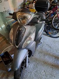 Kymco People 125i