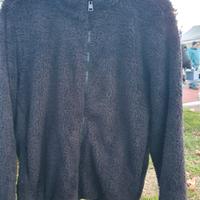 Felpa nera con cerniera 