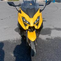 T max 560 solo 10000km