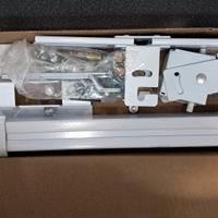 Supporto universale per proiettore