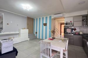 Casa indipendente di 112 m² con 3 locali a Monsumm