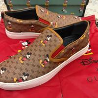 Slip on gucci disney