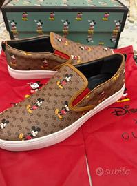 Slip on gucci disney