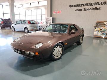 Porsche 928
