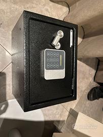 Cassaforte da mobile serie value (M)