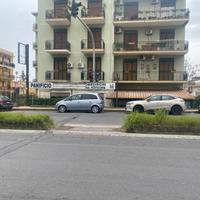 Due Obelischi Bottega Alta Visibilità