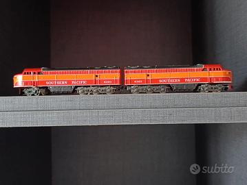 2 locomotive Atlas /Rivarossi
