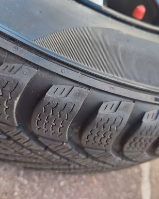 4 Cerchi in lega 15" originali Renault + Gomme inv