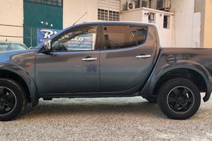 Mitsubishi L200 2.5 DI-D Double Cab Pick up