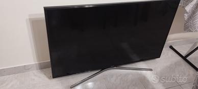  TV col pannello led rotto interno 