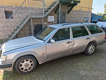 Mercedes w124 200TE 250TD per pezzi 