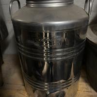 Contenitore per olio di oliva