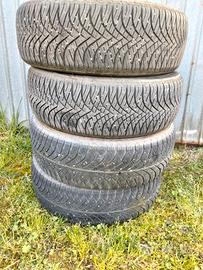 Gomme usate 215-60-17-96h