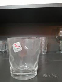 bicchieri di acqua e vino con scatola originale 