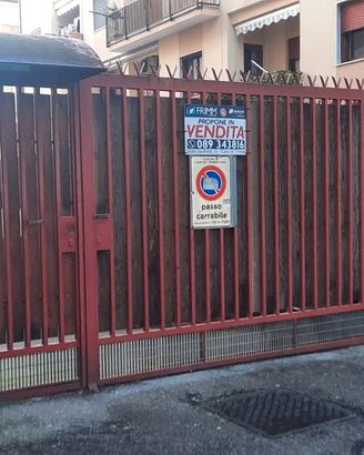Box auto centrale