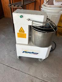 Impastatrice professionale Puglisi per pane e pizz