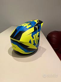 casco da motocross 