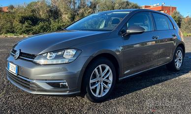 Volkswagen Golf 1.6 TDI BMT DSG