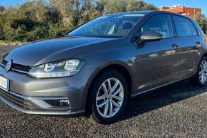 Volkswagen Golf 1.6 TDI BMT DSG