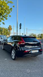 VOLVO V40 D2 MY2018
