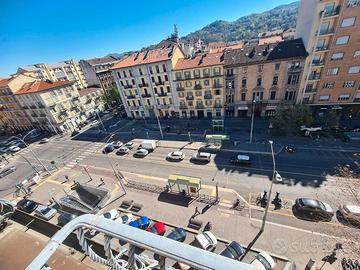 Bilocale con affaccio in Piazza De Amicis