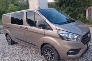 Ford Transit Custom H1-L2 6 posti