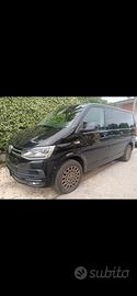 Volkswagen t6  4 motion. 