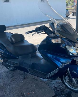 Suzuki Burgman AN 650