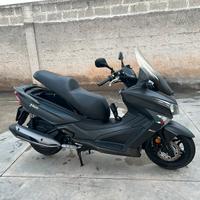 Kymco Xtown 300