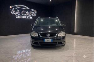 Volkswagen Touran 2.0 TDI DPF DSG Trendline