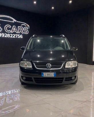 Volkswagen Touran 2.0 TDI DPF DSG Trendline