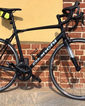 Bianchi via Nirone 7 shimano 105 11sp ‘23 tg59