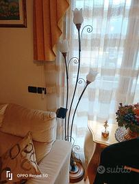 Lampada da terra con bocce in vetro di murano 