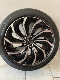 CERCHI VW ORIGINAL MODELLO VENTURA 17”