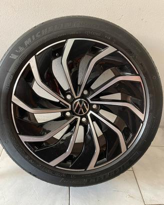 CERCHI VW ORIGINAL MODELLO VENTURA 17”