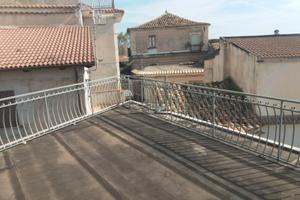 Casa al piano rialzato