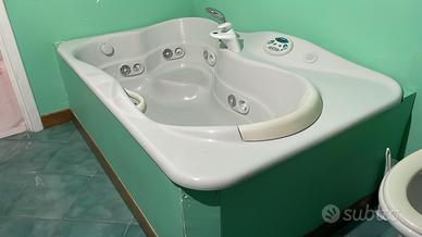Vasca idromassaggio