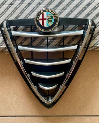 Scudo frontale Alfa Romeo Giulietta originale