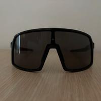 Oakley sutro small
