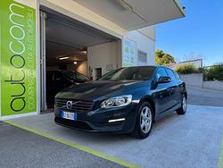 Volvo V60 1.6 d2 Momentum Powershift GARANZIA24MES