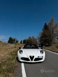 ALFA 4C SPIDER 2016 FULL CARBON