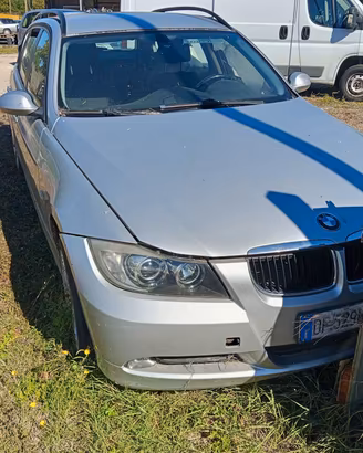  BMW 320